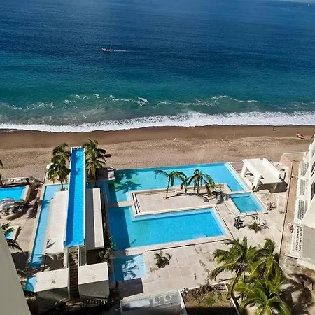 Harbor 13008A Artistic Beachfront Studio By Moikkarentals Puerto Vallarta Exterior foto