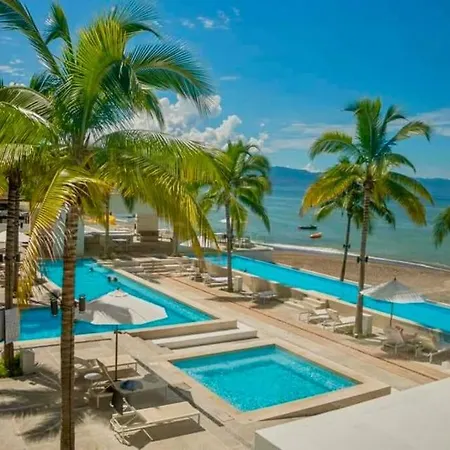 Harbor 13008A Artistic Beachfront Studio By Moikkarentals Puerto Vallarta Exterior foto