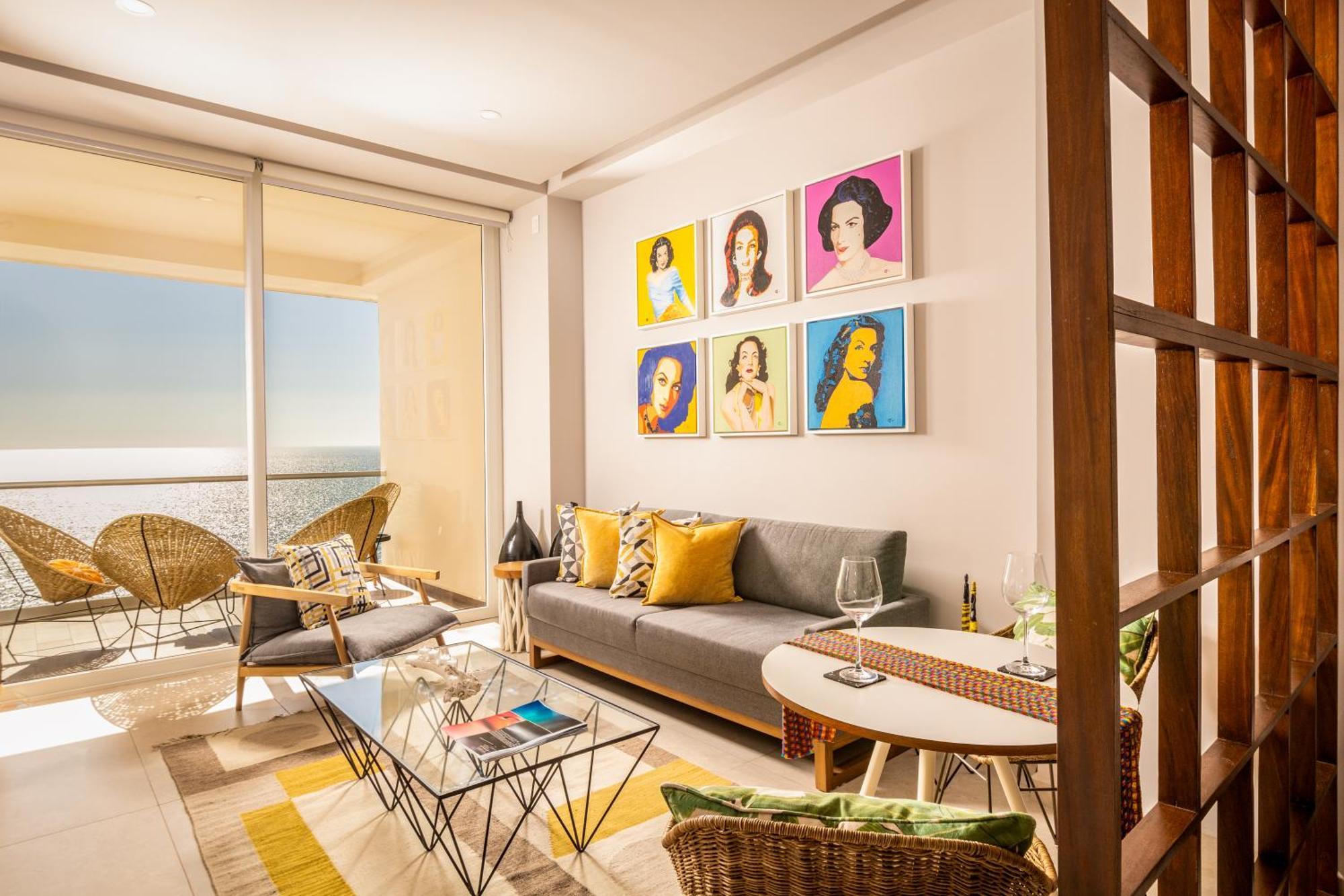 Apartment Harbor 13008a Artistic Beachfront By Moikkarentals *